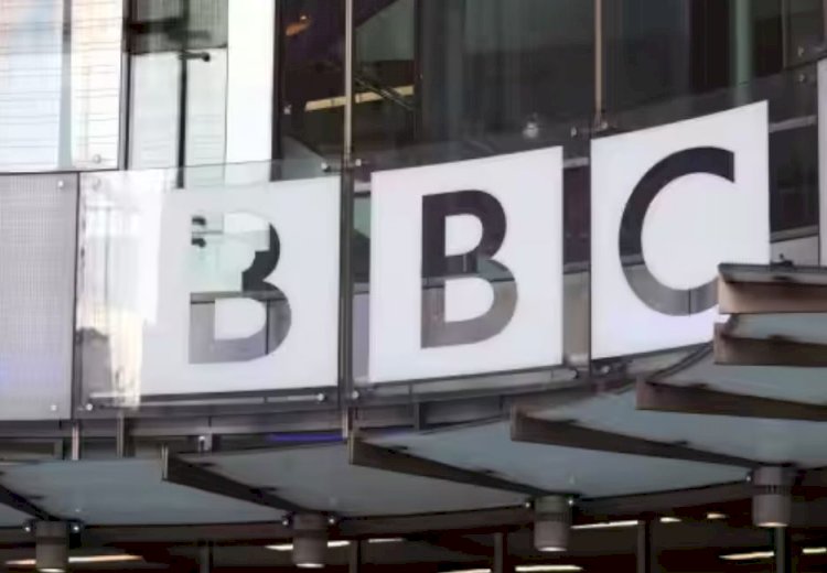 बीबीसी के दिल्ली-मुंबई दफ्तरों में इनकम टैक्स का सर्वे, मोबाइल फ़ोन और लैपटॉप्स जब्त