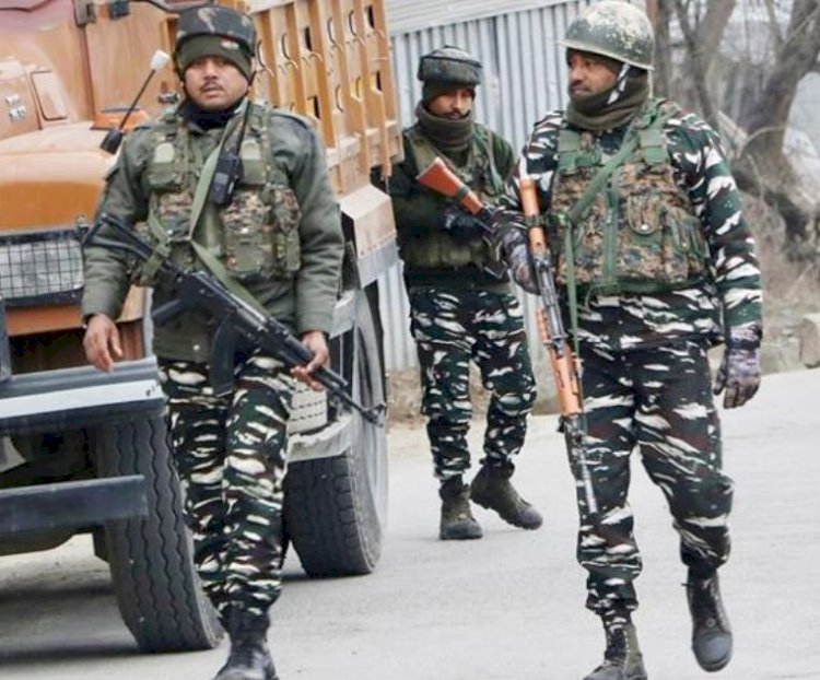 पुलवामा : मुठभेड़ में कश्मीरी पंडित बैंक गार्ड का हत्यारा ढेर