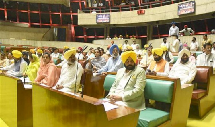 पंजाब राज्यपाल बनाम आप सरकार: सुप्रीम कोर्ट ने कहा- कैबिनेट की सिफारिश के बाद राज्यपाल विधानसभा को बुलाने के लिए बाध्य