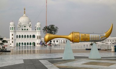 पाकिस्तान ने सिख तीर्थयात्रियों को लुभाने के लिए करतारपुर साहिब कॉरिडोर के लिए दूत नियुक्त किया