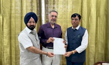पंजाब के स्वास्थ्य मंत्री डॉ. बलबीर सिंह ने केंद्रीय स्वास्थ्य मंत्री डॉ. मनसुख मंडाविया से मुलाकात की