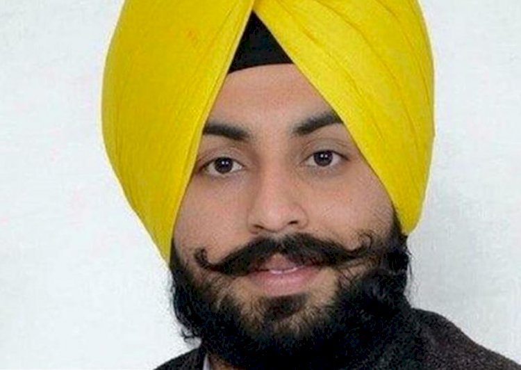 हरजोत सिंह बैंस के निर्देश पर अनुपस्थित अधिकारियों को कारण बताओ नोटिस जारी