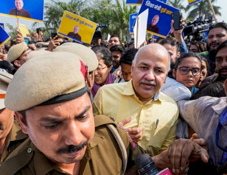 शराब नीति मामला: मनीष सिसोदिया की सीबीआई हिरासत 2 दिन और बढ़ी