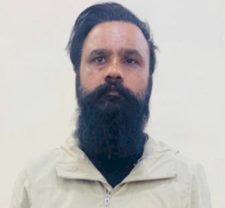 अमृतपाल सिंह का सहयोगी गुरिंदरपाल सिंह औजला अमृतसर एयरपोर्ट से गिरफ्तार