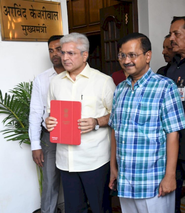 वित्त मंत्री कैलाश गहलोत ने दिल्ली विधानसभा में 78,800 करोड़ रुपये का बजट पेश किया