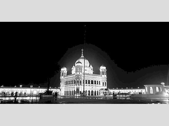 भारत के अनुरोध के बावजूद पाक करतारपुर साहिब यात्रा पर शुल्क वसूलता रहता है