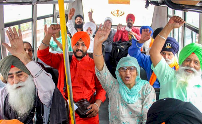 एसजीपीसी ने महाराजा रणजीत सिंह की पुण्यतिथि के मौके पर पाकिस्तान जाने वाले तीर्थयात्रियों से पासपोर्ट मांगा