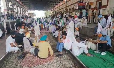 पंजाब: किसानों ने रोका रेलवे ट्रैक, भूमि अधिग्रहण का मुआवजा अपर्याप्त बताया