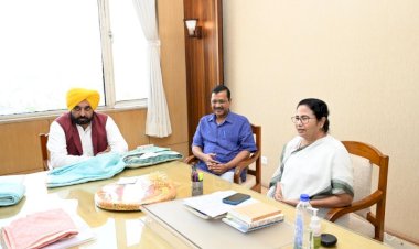 केंद्र के अध्यादेश के खिलाफ ममता बनर्जी भी केजरीवाल के साथ, राज्यसभा में बिल का विरोध करेगी टीएमसी