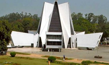 पटियाला के पंजाबी यूनिवर्सिटी में लगी आग