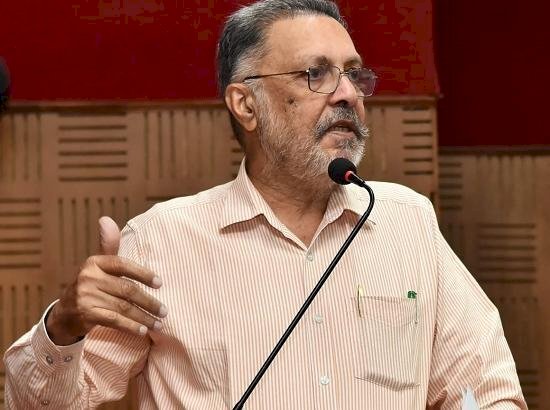 स्वास्थ्य विभाग के संविदा कर्मचारियों को नियमित करने की नीति बनाई जा रही है : डॉ. बलबीर सिंह