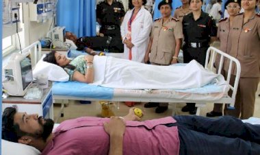 फिरोजपुर में विश्व रक्तदाता दिवस पर 500 नागरिक, सैन्य दाताओं ने स्वेच्छा से रक्तदान किया