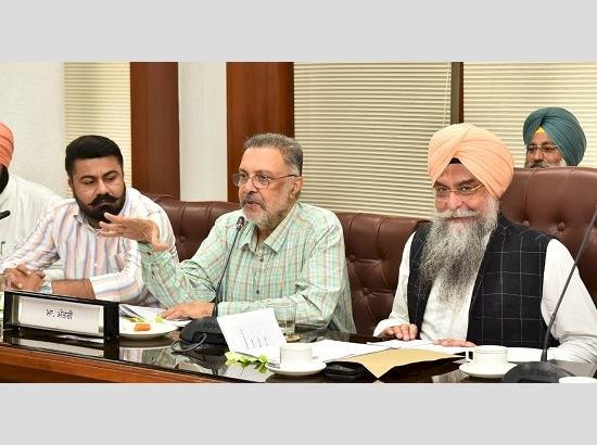 विश्व साइकिल दिवस : मंत्री डॉ. बलबीर सिंह बोले, बीमारी को दूर रखेगी साइकिलिंग की आदत