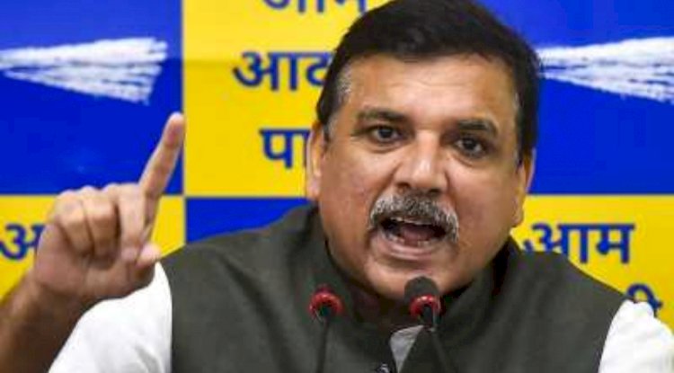 केंद्र को सिर्फ वंदे भारत को हरी झंडी दिखा वाहवाही की चिंता! संजय सिंह का सवाल- यात्रियों की सुरक्षा का कौन देगा जवाब?