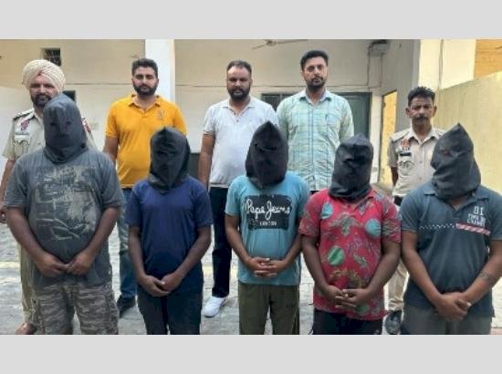 फिरोजपुर पुलिस ने डकैती की योजना बना रहे अवैध हथियारों के साथ 5 लोगों को गिरफ्तार किया