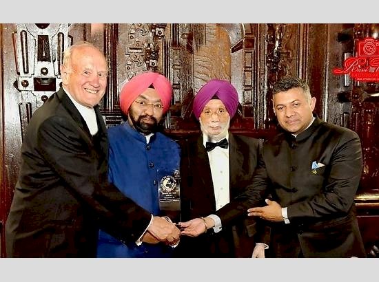 सांसद विक्रमजीत सिंह साहनी को ब्रिटेन में भारतीय उच्चायुक्त द्वारा 'सिख ऑफ द ईयर अवार्ड' से सम्मानित किया गया