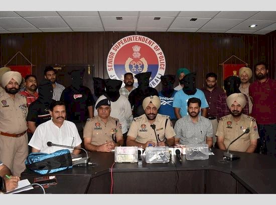जालंधर : ग्रामीण पुलिस ने 13 सदस्यीय लुटेरों के गिरोह का पर्दाफाश किया, 8 आरोपियों को गिरफ्तार किया