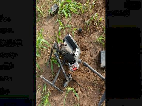 पंजाब में अंतरराष्ट्रीय सीमा के पास बीएसएफ ने एक और पाक ड्रोन को मार गिराया