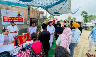 मंत्री बलकार सिंह ने बाढ़ प्रभावित गांवों में चिकित्सा सुविधाओं की समीक्षा की