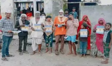 आम आदमी पार्टी के सदस्यों ने जन-जन से किया डोर-टू-डोर जनसंपर्क