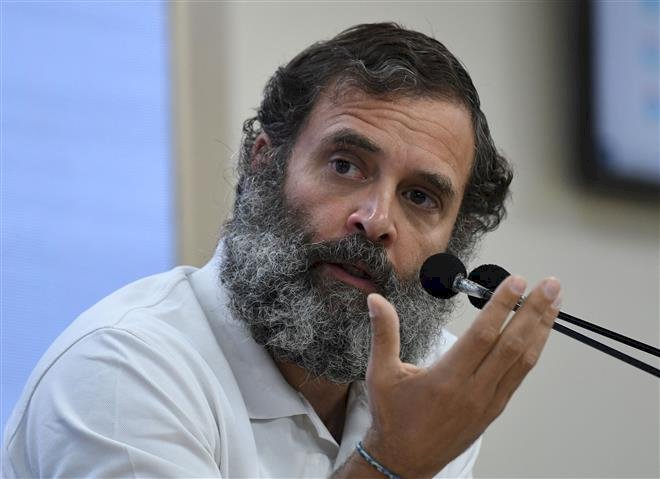 राहुल गांधी को झटका, गुजरात HC ने मोदी सरनेम मामले में मानहानि की सजा बरकरार रखी