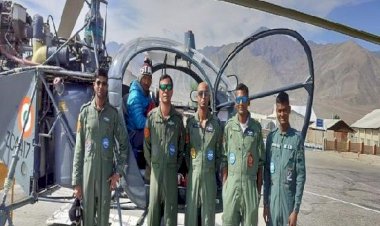 भारतीय वायुसेना ने माउंट नून से पर्वतारोही को निकाला