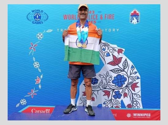 पंजाब के पूर्व डीजीपी ने कनाडा में टेनिस टूर्नामेंट में दो स्वर्ण पदक जीते