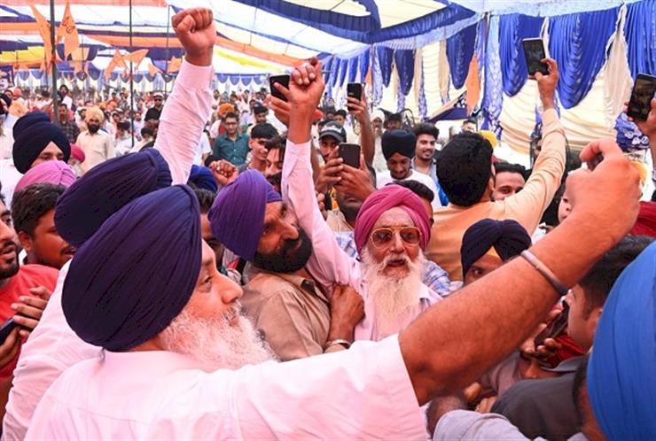 सुखबीर बादल ने अल्पसंख्यकों पर हमलों में तेज वृद्धि की निंदा की