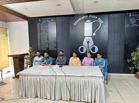 14 साल का इंतजार खत्म, आप सरकार ने संविदा शिक्षकों को नियमित किया