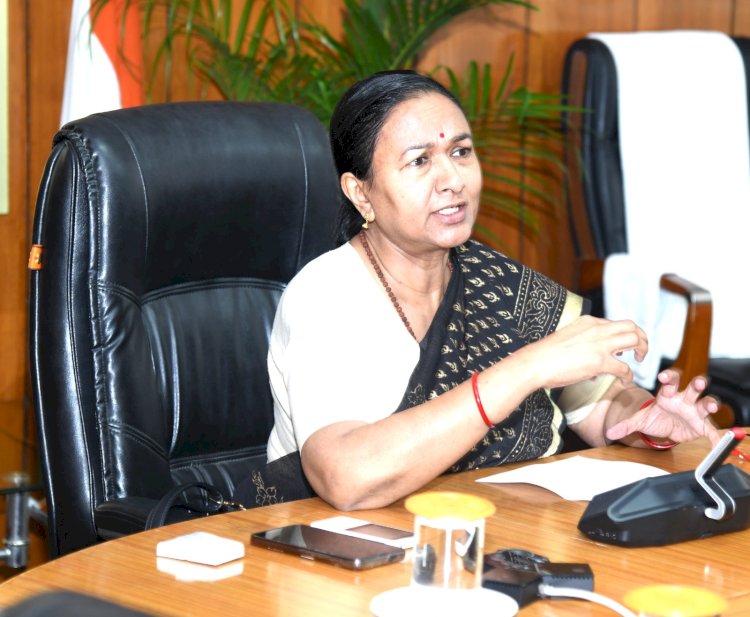 मुख्यमंत्री कार्यालय के अधिकारी व कार्मिकों न लगे सवालिया निशान: एसीएस रतूड़ी