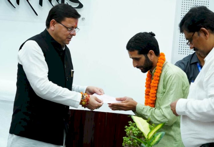 व्यासी जल विद्युत परियोजना विद्युत लाइन के प्रभावितों को मिला मुआवजा