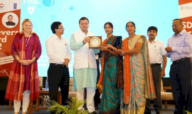 सीएम धामी ने वितरित किए एसडीजी गोलकीपर अवार्ड