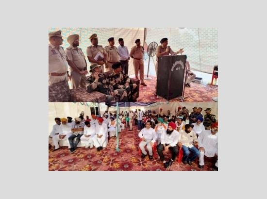 नशा विरोधी अभियान के तहत फिरोजपुर पुलिस की टीमों ने गांवों में की पब्लिक मीटिंग