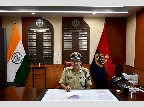 आईपीएस अधिकारी योगेश बहादुर खुरानिया ने बीएसएफ पश्चिमी कमान के विशेष महानिदेशक का पदभार संभाला