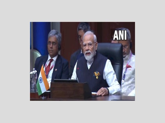 जकार्ता में आसियान-भारत शिखर सम्मेलन में पीएम मोदी ने कहा -सह-अध्यक्षता करना मेरे लिए सम्मान की बात है