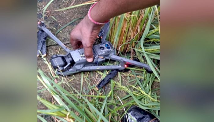 बीएसएफ ने अमृतसर बॉर्डर एरिया के पास ड्रोन बरामद किया