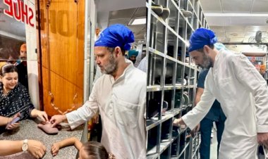राहुल गांधी ने स्वर्ण मंदिर के जूता स्टैंड पर की सेवा