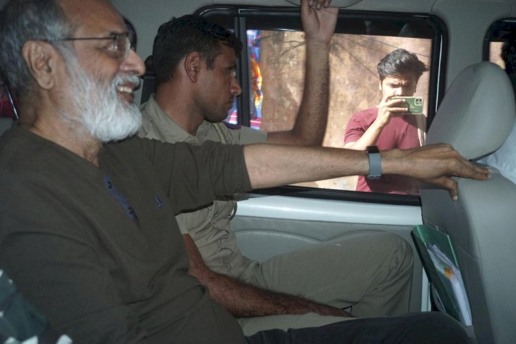 न्यूज़क्लिक के संस्थापक प्रबीर पुरकायस्थ, एचआर प्रमुख अमित चक्रवर्ती को 7 दिन की पुलिस हिरासत में भेजा गया