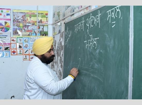 सिर्फ 'स्मार्ट स्कूल' का नाम बदल देने से स्कूल जादुई रूप से स्मार्ट नहीं बन जाते : हरजोत सिंह बैंस