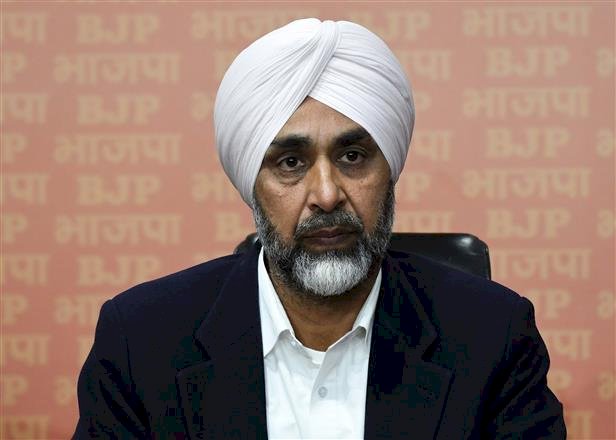 मनप्रीत बादल विजिलेंस ब्यूरो के सामने पेश नहीं हुए, पीठ दर्द के कारण मांगी छूट