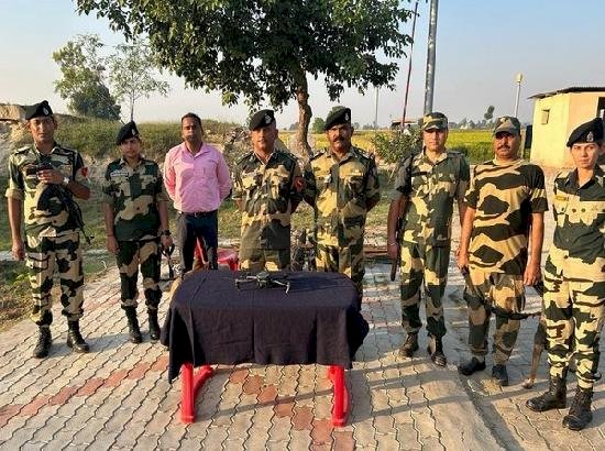 बीएसएफ ने अमृतसर में नशीले पदार्थों की तस्करी की कोशिश को नाकाम किया, ड्रोन बरामद किया