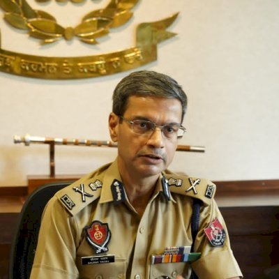 वरिष्ठ आईपीएस अधिकारी वी.के. भावरा ने पंजाब के डीजीपी पद पर गौरव यादव की नियुक्ति को चुनौती दी
