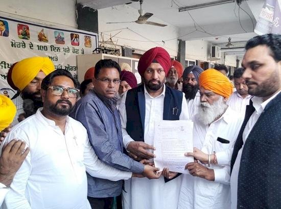 आरक्षण चोर फादो-पक्का मोर्चा ने पंजाब के मुख्यमंत्री के हस्तक्षेप के बाद मोहाली में अवरोध समाप्त किया