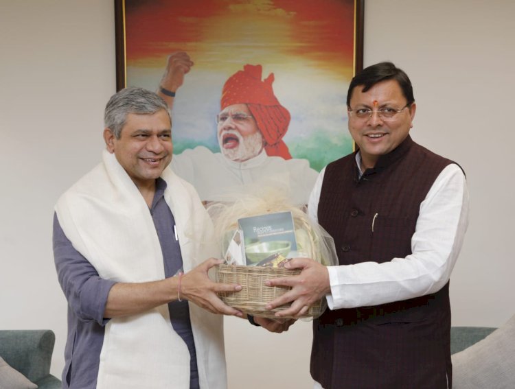 रेलमंत्री से टनकपुर-बागेश्वर रेललाइन निर्माण की यथाशीघ्र निर्माण का सीएम ने किया अनुरोध