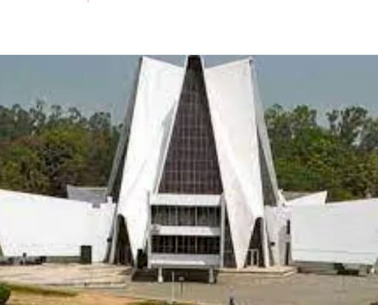 पंजाबी यूनिवर्सिटी हिंसा मामला: चार्जशीट का जवाब मिलने के बाद प्रोफेसर सुरजीत सिंह सस्पेंड