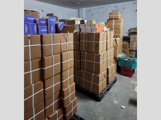 पंजाब पुलिस ने अंतरराज्यीय ओपिओइड विनिर्माण, आपूर्ति नेटवर्क का भंडाफोड़ किया