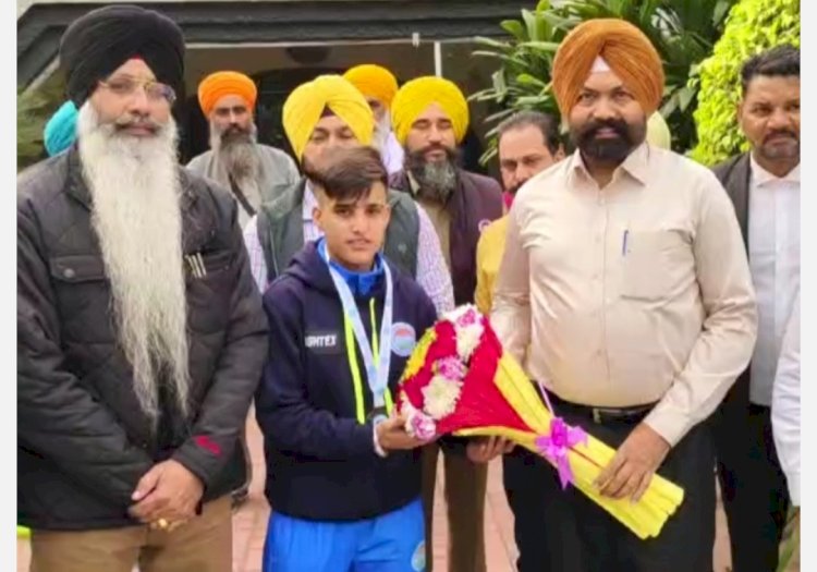 पुर्तगाल में पंजाब के मोगा की बेटी ने लहराया तिरंगा..किक बॉक्सिंग में जीता सिल्वर मेडल