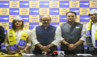 कांग्रेस के दो पूर्व कार्यकर्ता डॉ. फिजा खान और रजत शर्मा ने थामा आप का दामन