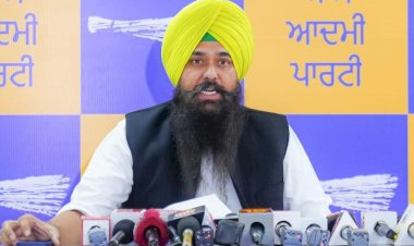 सुखबीर बादल की माफी पर आप ने कहा: 2015 में जो हुआ वह गलती नहीं गुनाह था, ऐसे अपराधों के लिए माफी नहीं होती