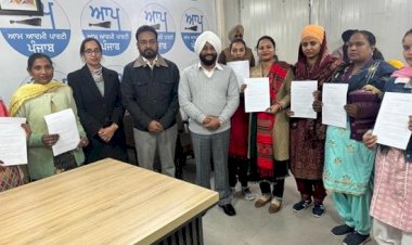 विधायक कुलवंत सिंह ने नवनियुक्त आंगनवाड़ी सहायिकाओं और कार्यकर्ताओं को नियुक्ति पत्र सौंपे